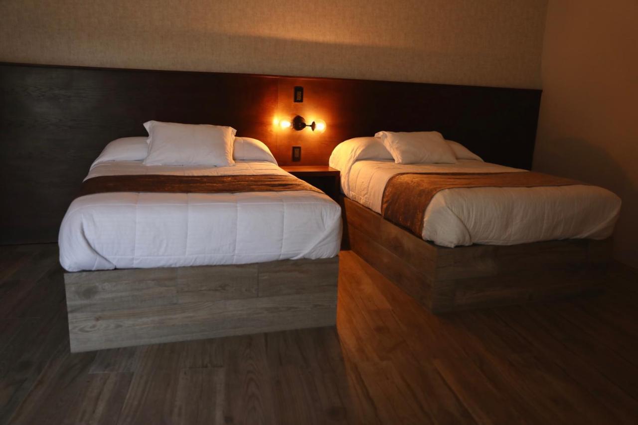 Hotel Express Jerez Jerez de García Salinas Exteriör bild